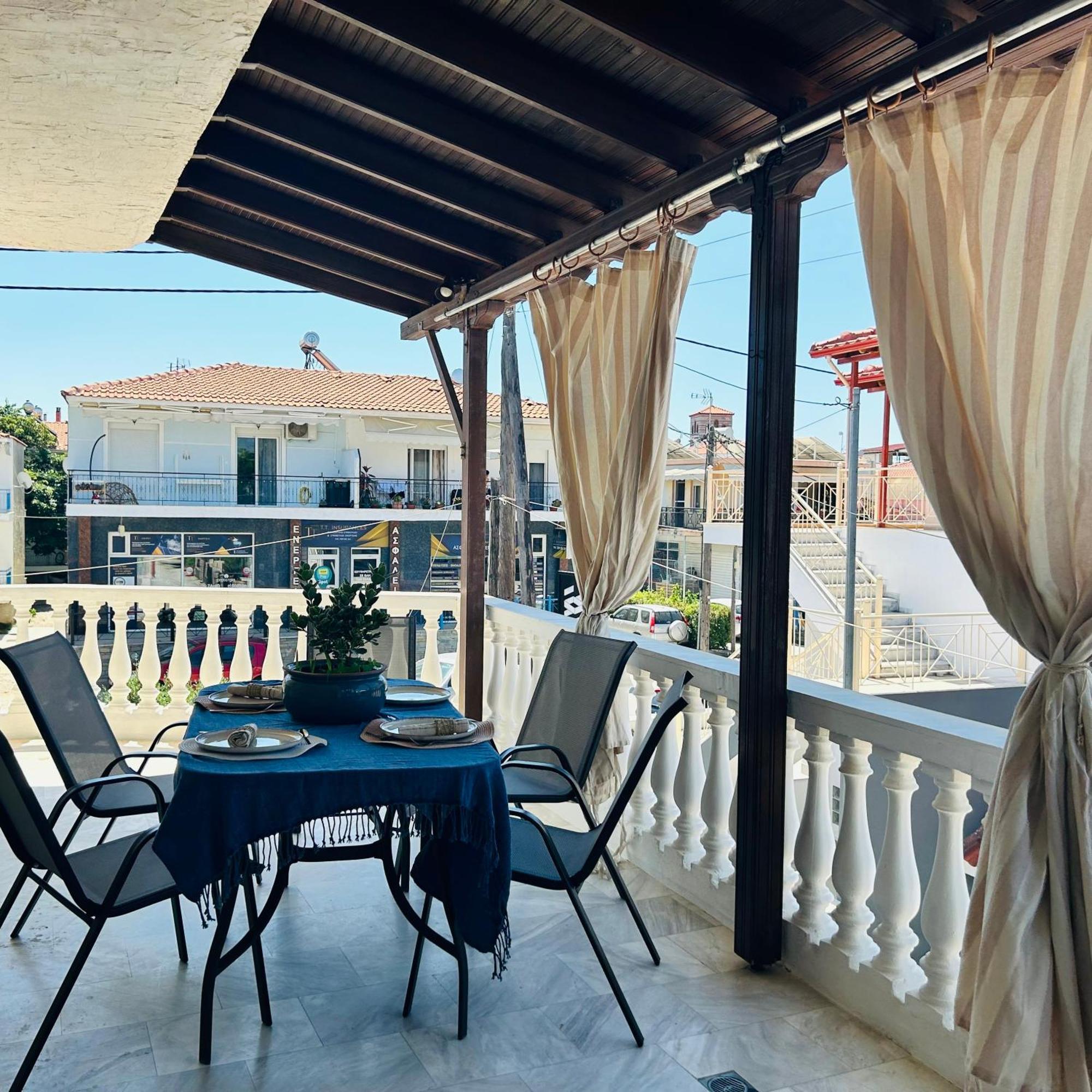Next To The Beach Apartments Ofrínion المظهر الخارجي الصورة
