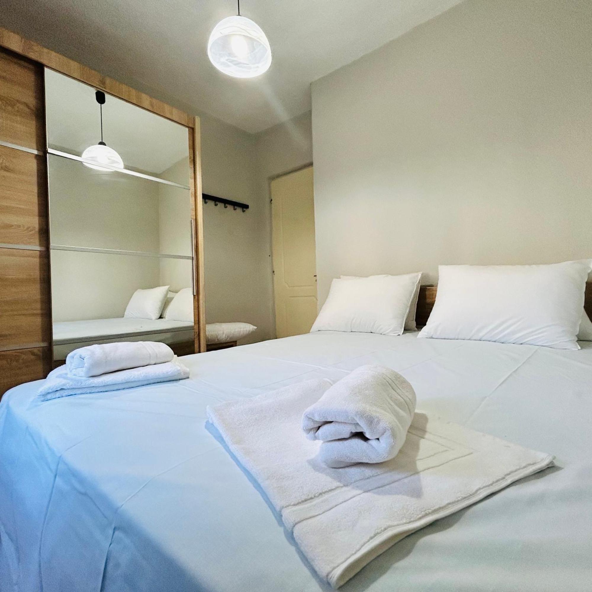 Next To The Beach Apartments Ofrínion المظهر الخارجي الصورة
