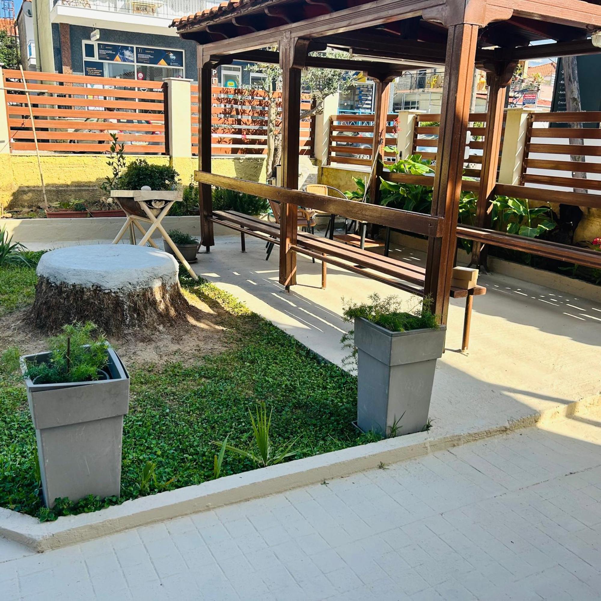 Next To The Beach Apartments Ofrínion المظهر الخارجي الصورة